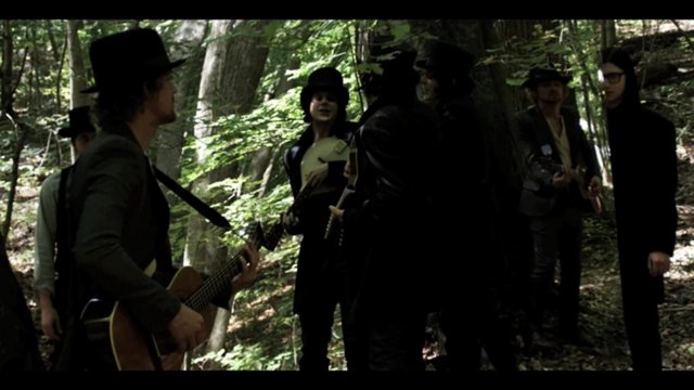 The Raconteurs – Old Enough