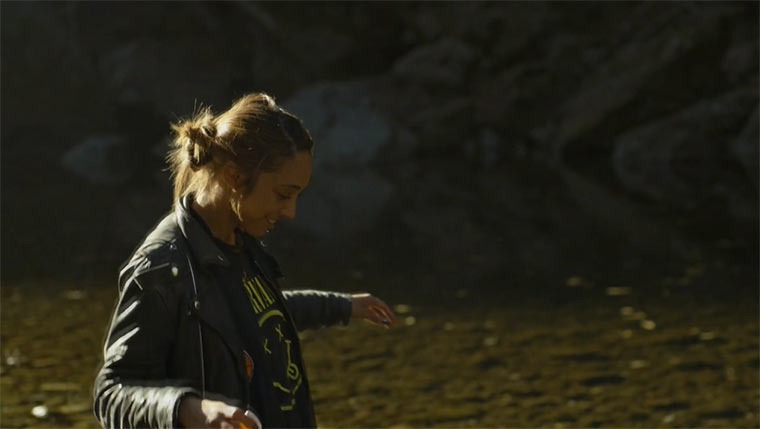 Angus and Julia Stone – A Heartbreak