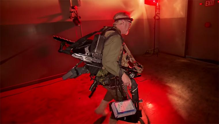 Ego Shooter in Real Life DOOM-carry 