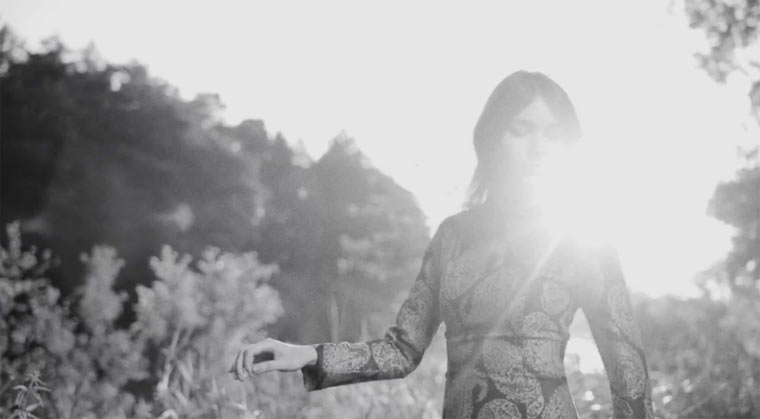 Emma Longard – Copycat