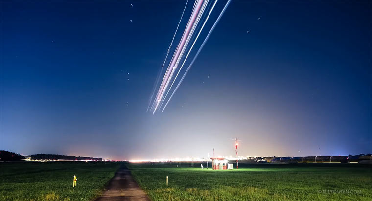 Singapore Airport Timelapse