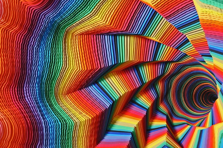 kaleidoskopische Papier-Skulpturen
