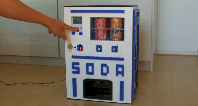 Getränkeautomat aus LEGO