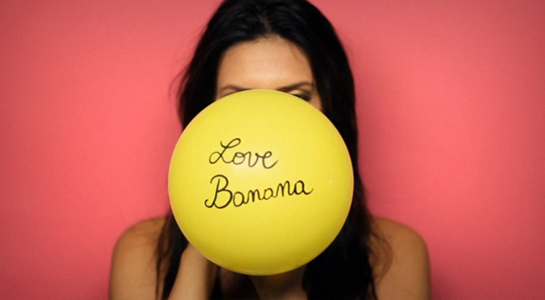 JOÃO BRASIL ft. LOVEFOXXX – L.O.V.E. Banana