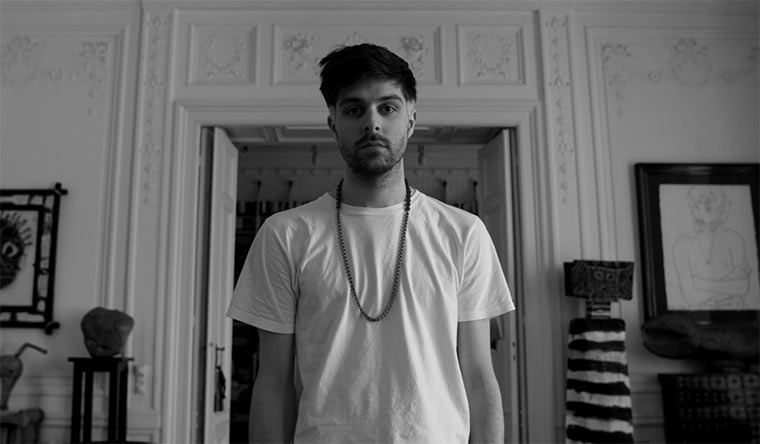 Left Boy – 10 A.M.