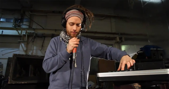 Beatboxing, Loops & Rap: MC Xander