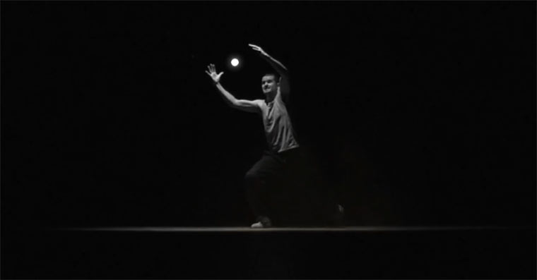 Der mit dem Licht tanzt