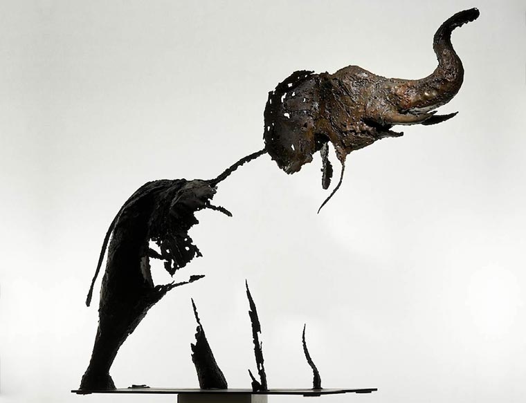 Verschwindende Tier-Skultpuren