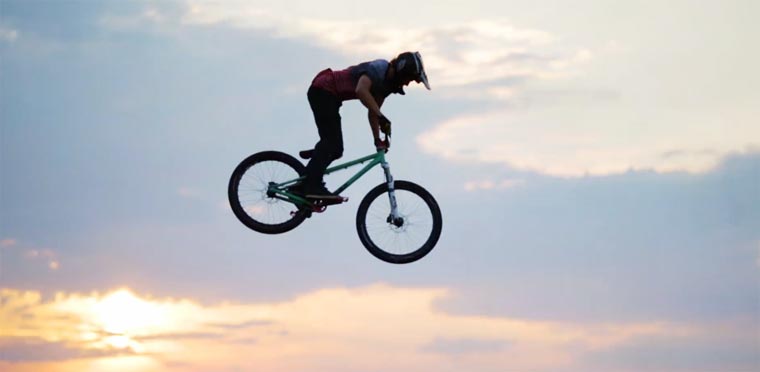 Mountainbike-Action: Tom van Steenbergen :: Rise