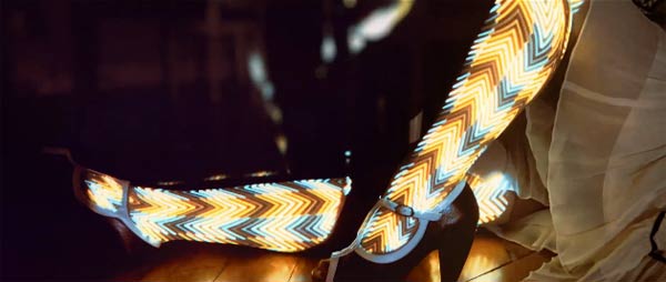 Wunderschöne und farbenfrohe Ballsaalprojektion