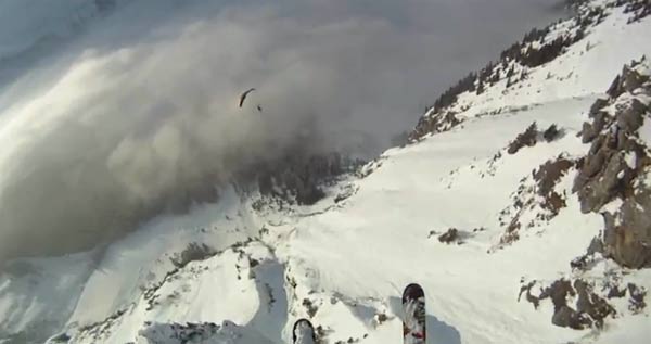 Mit den Skiern durch die Schweiz fliegen