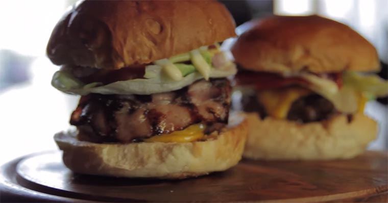 Tommi’s Burger Joint Bacon Cheeseburger