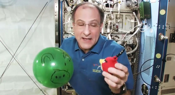 Angry Birds Space in Space