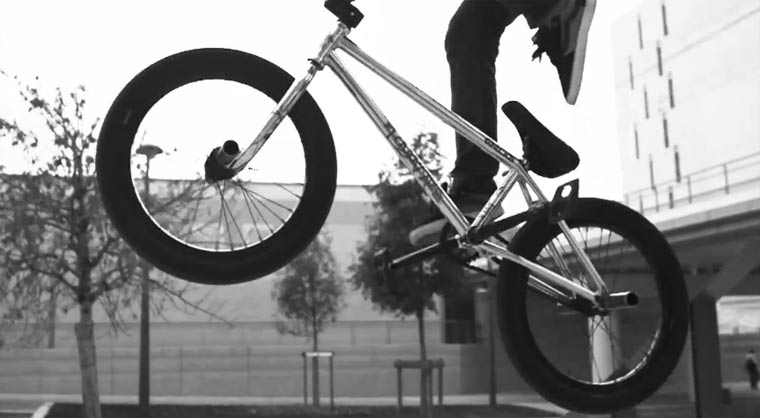 BMX Street Video: Anthony Perrin