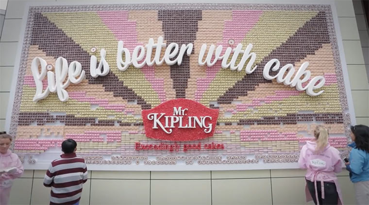 Plakat aus Kuchenstücken