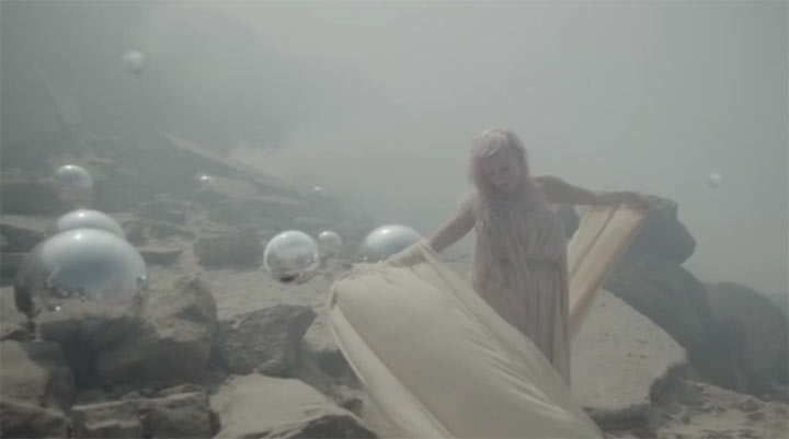 Ellie Goulding – Anything Could Happen