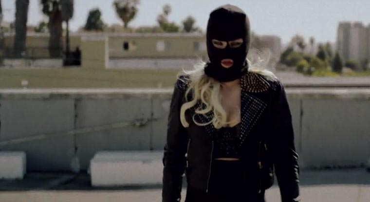 Fall Out Boy – The Phoenix