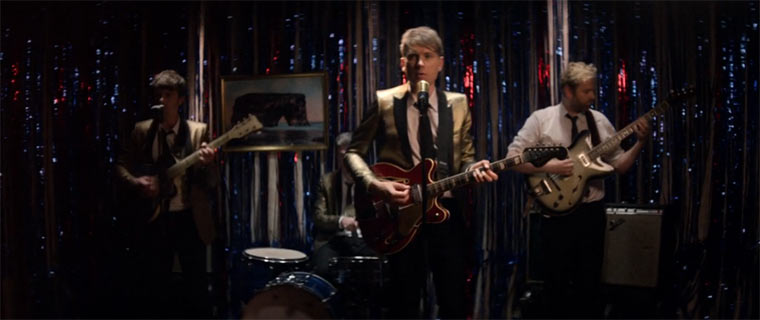 Franz Ferdinand – Stand On The Horizon