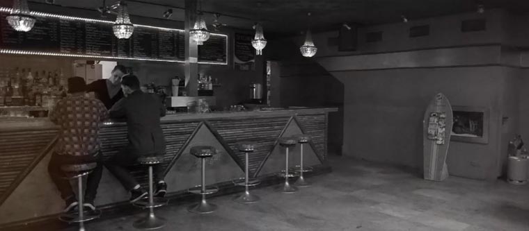 Videopremi​ere: Heisskalt – Hallo