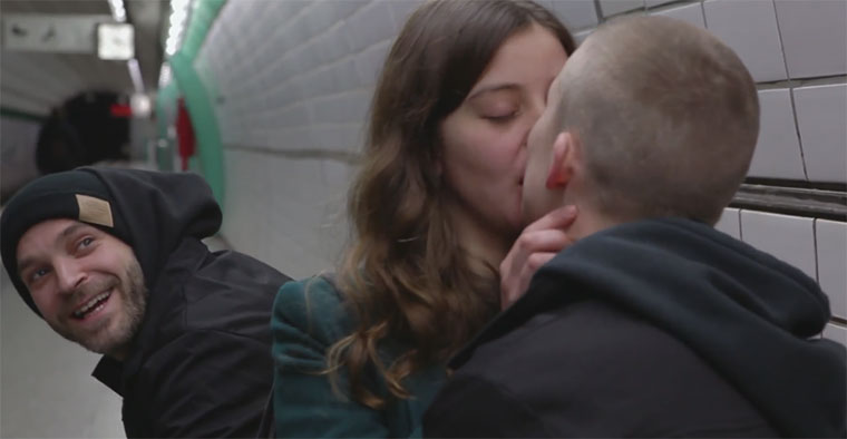 Captain Gips – Hug Life