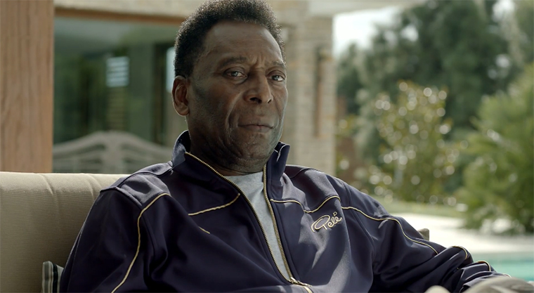 Schnürt Pelé bald wieder die Fußballschuhe?