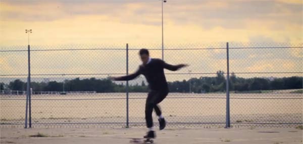 Werbe-Skate-Pirouetten von Kilian Martin