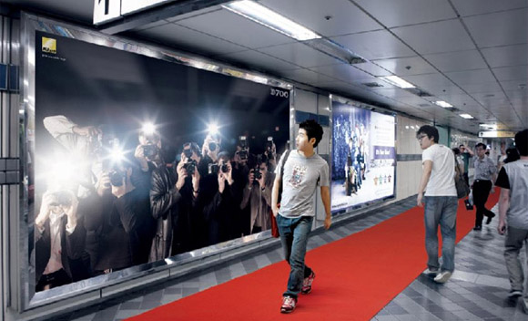 „HEY!“ *klick* klick* klick* klick* klick* klick* klick* klick* klick* klick* klick* klick* klick*