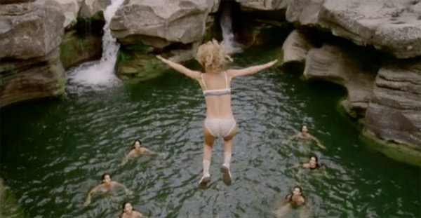 Oh Land – White Nights