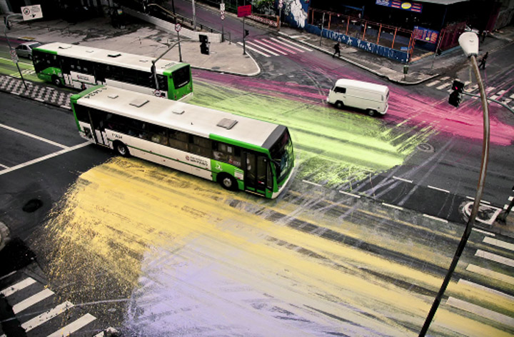 Eingefärbte Kreuzung in Sao Paulo