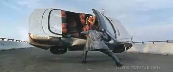 WTF? Der verrückte Action-Roboter