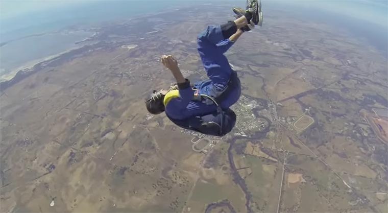 Anfall beim Fallschirmsprung