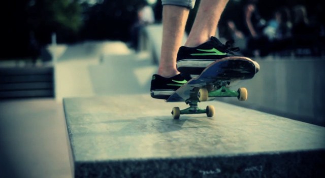 Slowmotion Skating auf der Plaza