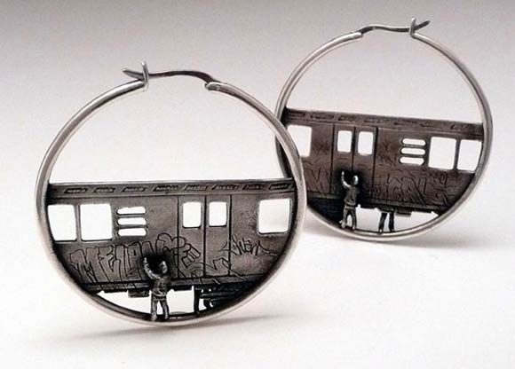 Train Tag Ohrringe