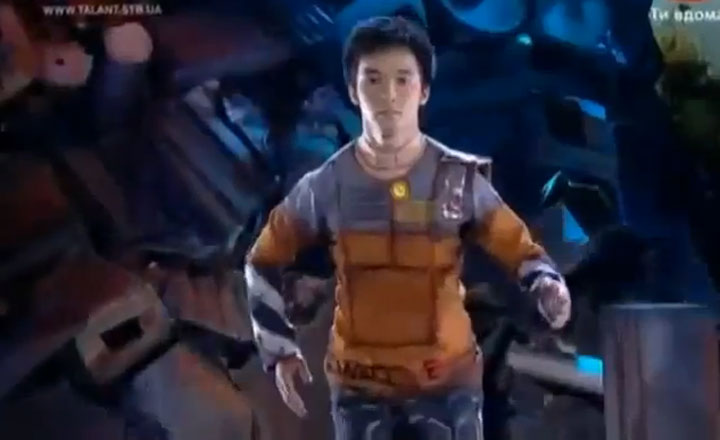 Awesome Wall-E Robot-Dance