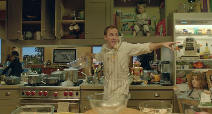 Küchenchaos eines alleinerziehenden Vaters