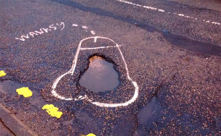 Penisse gegen Schlaglöcher