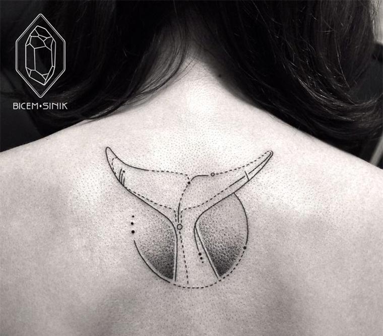 Geometrische Tattoos von Bicem Sinik