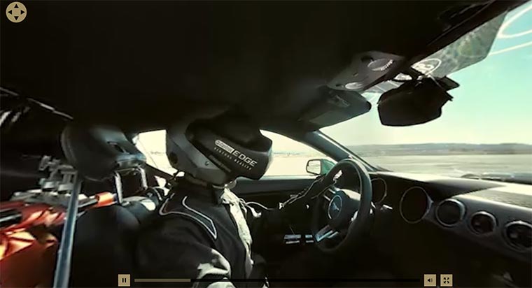 Durch die Virtual Reality driften Castrol-Edge-Virtual-Race_02 