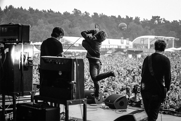 Review: Madsen - Kompass Madsen-Hurricane 