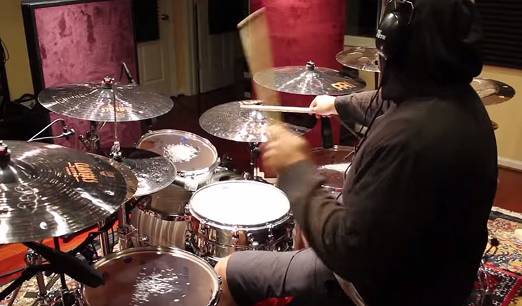 9 Drummers : 1 Song 9-drummer-1-song 