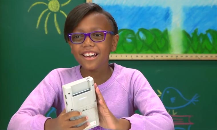 So reagieren Kinder auf den Game Boy kids-react-to-game-boy 