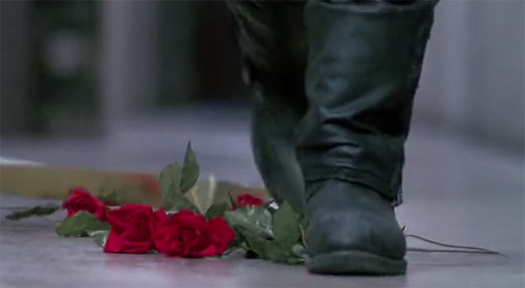 10 versteckte Hinweise in Filmen