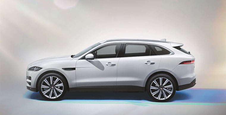 Jaguar F-PACE stellt Looping-Weltrekord auf Jaguar_F-PACE_08 