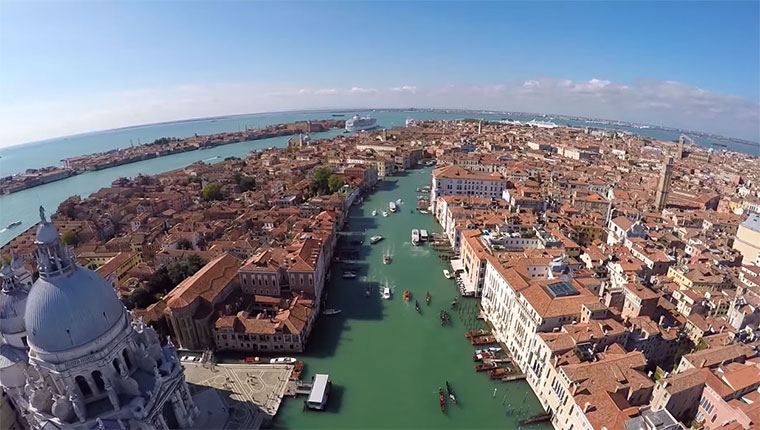 Mit der Drohne auf Weltreise