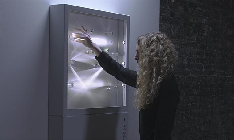 Interaktive Prismen-Installation