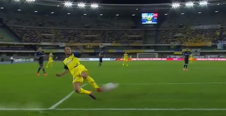 Fußball: 30 außergewöhnliche Pässe