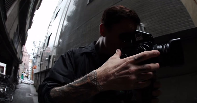 Fotografen erhalten genau eine Filmrolle um Tokio abzulichten