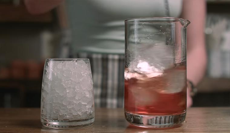 Wieso gibt es unterschiedliche Cocktail-Gläser? cocktail-glasses 