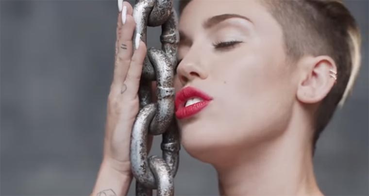 Wrecking Ball ohne Musik musicless-wrecking-ball 