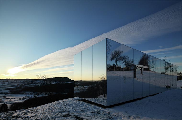 Das unsichtbare Spiegelhaus